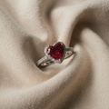 Delara carmessia ring | hvitt gull