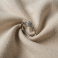 Elegant blomstring ring