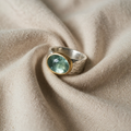 Håndlaget vintage grønn ring
