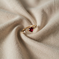 Hjerteformet marquise aksent ring