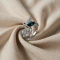 Justerbar kolibri-glitrende ring med diamant.