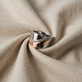 Zirkonpyntet ring
