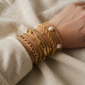 Armbåndsett med gullkjeder
